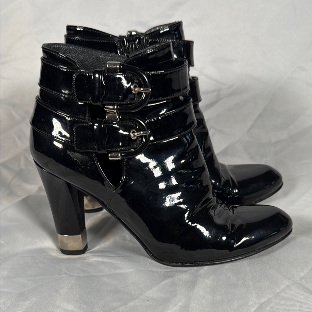 Black Patent Leather Stuart Weitzman Ankle Boots - Size 5.5